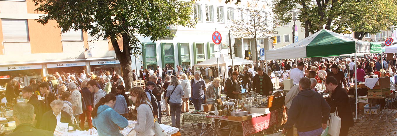Grillstand am Antikmarkt